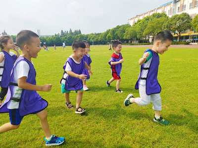 “热辣一夏,开心苹果娃”--金苹果幼儿园夏日迎新活动(二)