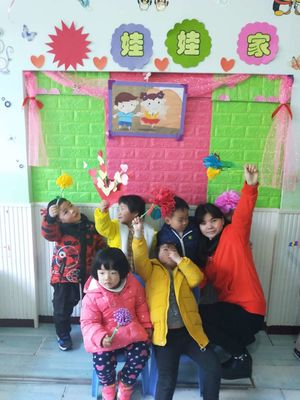 金苹果幼儿园小二班可爱的宝贝们棒棒哒