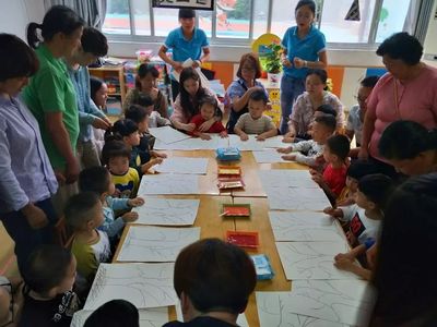 相约秋季,见证成长--金苹果幼儿园小班组半日家长开放日活动
