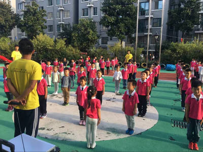“今夜不回家,我们共成长”--金苹果幼儿园勇敢之夜体验活动邀请函